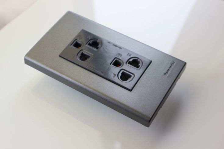 Ổ Cắm Âm Tường 2 Lỗ Đa Năng - SmartPower Dual